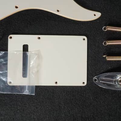 Loaded Strat-Style Pickguard Assembly – Cream w/ Humbucker – Bridge, Trem, Jack & Hardware Included image 3