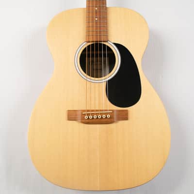 Martin 00-X2E Acoustic-electric Guitar - Natural image 1