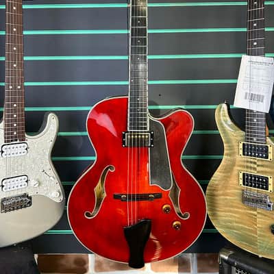 Eastman T146SM Gloss Classic Thinline Archtop Electric Guitar image 2