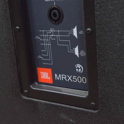 JBL MRX528S Dual 18