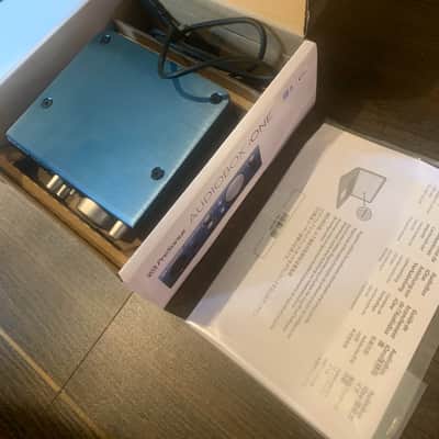 PreSonus AudioBox iOne USB Audio Interface 2014 - Present - Blue image 3
