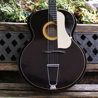 Rare & Collectable Emile Grimshaw Revelation (Banjo) Guitar (1930s) image 3