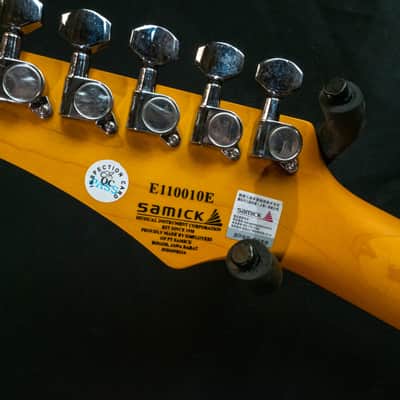 Samick SS70 Samick double cutaway red electric guitar. image 10