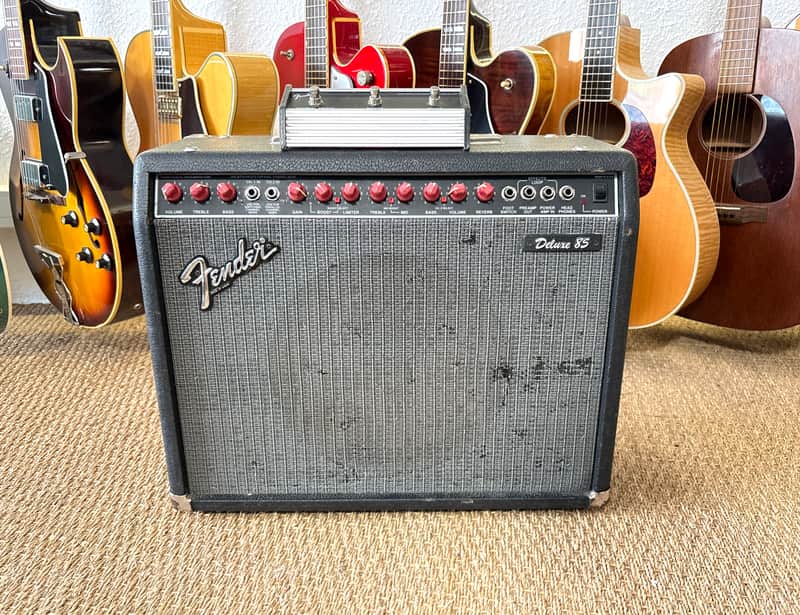 Fender Deluxe 85 image 1