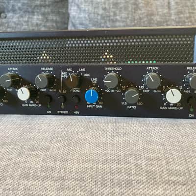 TL Audio C-1 Classic Series Dual Valve Compressor 1990s - Blue image 4
