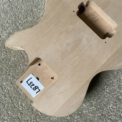 Mini DIY Solid Mahogany Guitar Single Cut Body image 3