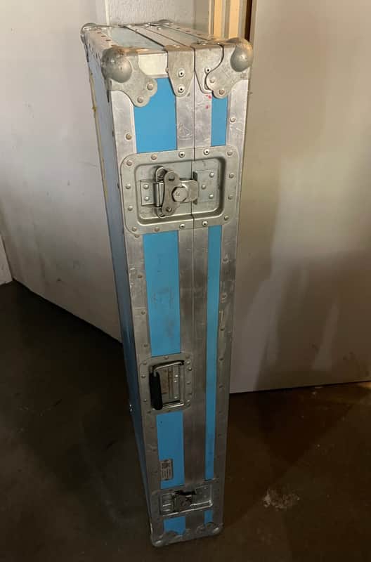 Quality Road Case for ES 335 - Blue image 1