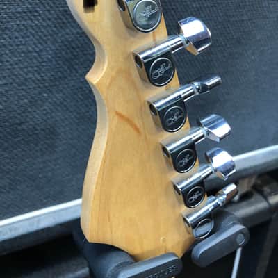 G&L Legacy 97-98 - Sunburst image 8