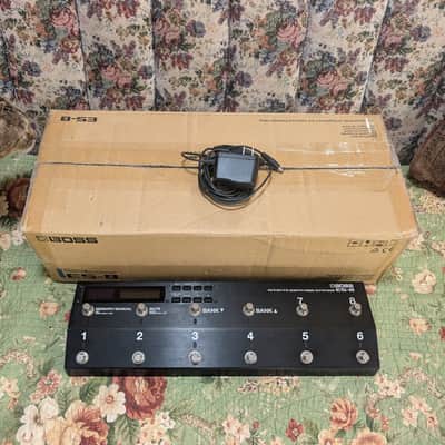 Boss ES-8 Effects Switching System | Reverb