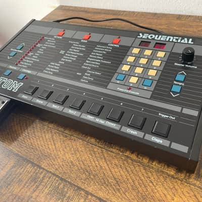 Sequential TOM 4-Voice Drum Machine 1985 - Black image 5