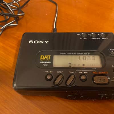 Sony TCD-D8 DAT Walkman Mid-90’s image 6
