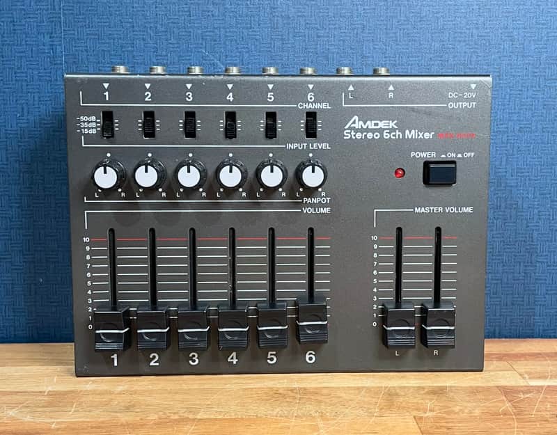 Amdek MXK-600A (Roland) 6 channel stereo mixer- Sweet size and tons of control image 1