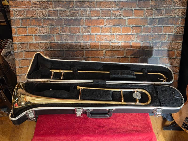 Japan Yamaha YSL-354 Standard Trombone w/ Original Case - JUST SERVICED!! image 1