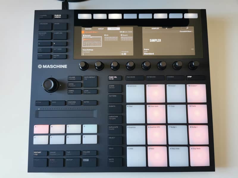 Native Instruments Maschine MKIII 2010s - Black image 1