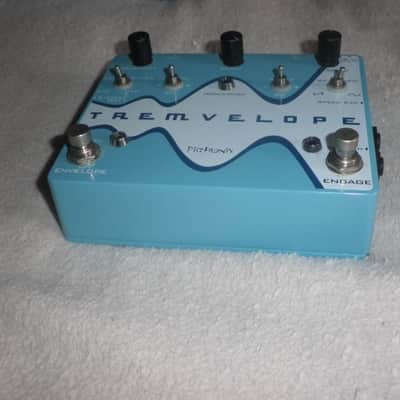 Pigtronix Tremvelope - tremolo / envelope filter image 3