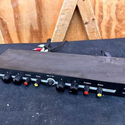 Fitness Audio AeroMix 2+2 DC Rack Mount Mixer w/Power Supply and RCA Cables image 1