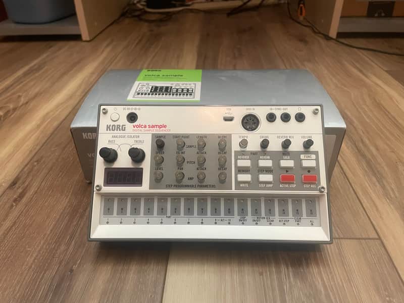 Korg Volca Sample 2 Digital Sample Sequencer 2020 - White image 1
