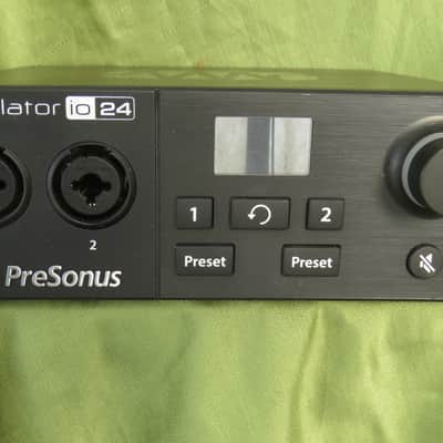 PreSonus Revelator io24 USB-C Audio Interface 2021 - Present - Black image 3