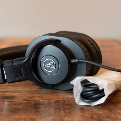 Audio-Technica ATH-M30X Closed Back Dynamic Headphones image 5