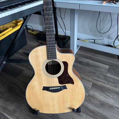 Taylor 214ce 2023 - Walnut image 6