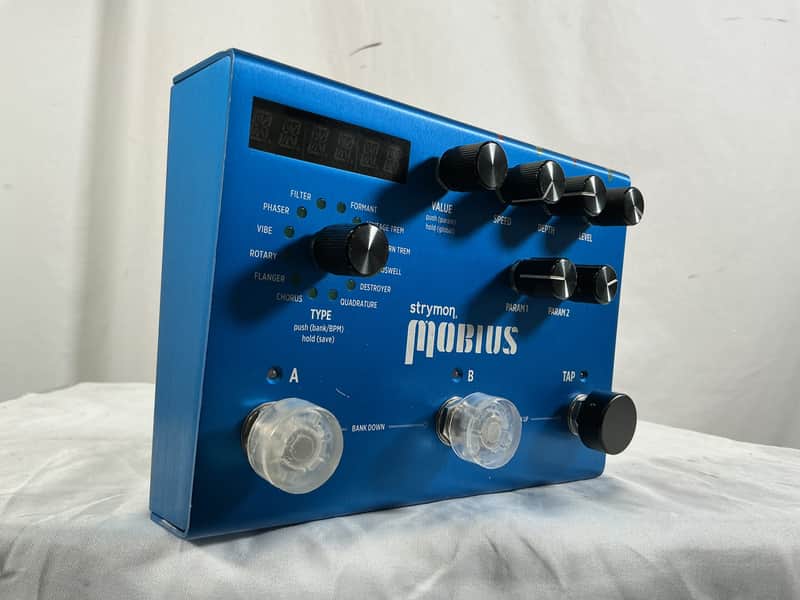 Strymon Mobius