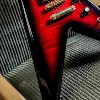 Gibson 50th Anniversary Flying V 2008 - Brimstone Burst image 4