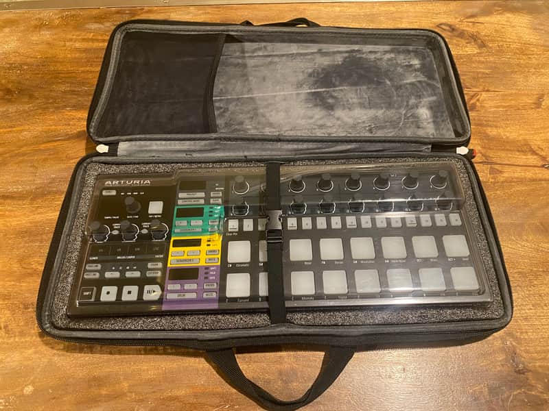 Arturia BeatStep Pro Black Edition MIDI Controller 2019 - 2021 - Black image 1