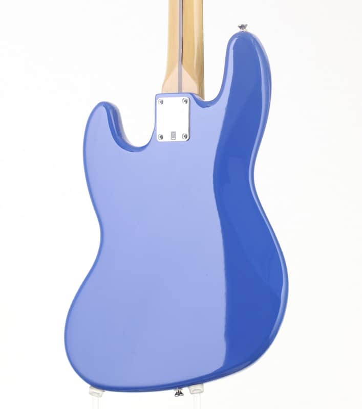 SQUIER Tomomi Jazz Bass Bluetooth Sky Blue SCANDAL Signature