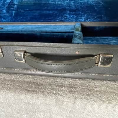 Vintage 1960’s Epiphone Newport Short Scale Bass Hardshell Case Gray Tolex Blue Interior CASE ONLY Extremely Rare image 8