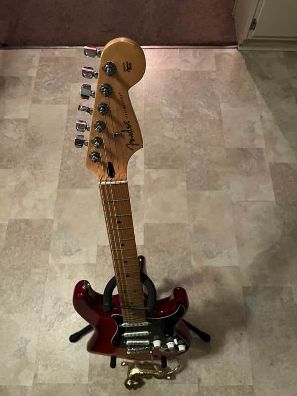 Fender Player Stratocaster Plus Top with Maple Fretboard