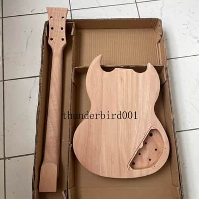 Lefty DIY Project Guitar Mahogany Body, Rosewood Fingerboard Neck image 3