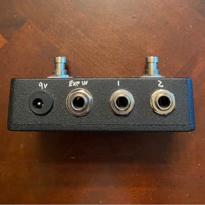 American Loopers 2 way Expression Splitter Selector (Control 2 pedals with 1 expression pedal) image 2