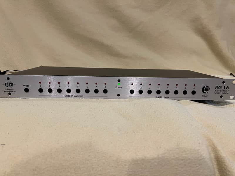 RJM RG-16 - Silver Rack Loop and Function Switcher image 1