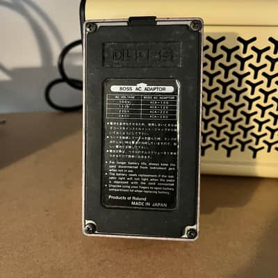 Rare Boss DM-2 1982 - Pink - Delay Pedal Made in Japan Black Label - MN3205 Chip image 2