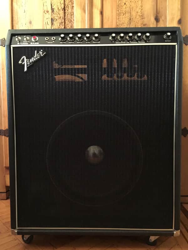 Fender Studio Bass 1x15" Combo Amp image 1