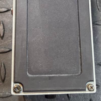 Boss TR-2 Tremolo Analogman Modded Super Added Volume Pot Mod Trem image 8