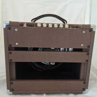 Wangs VT-10 All Tube Combo Amp Brown image 3