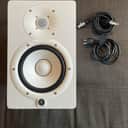 Yamaha HS7 6.5" Powered Studio Monitor (Single) 2015 - Present - White