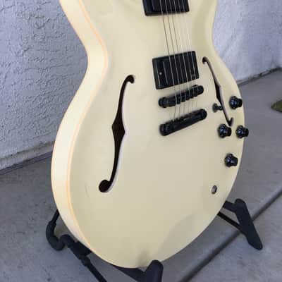 "Collectors" Gibson ES-335 Showcase Edition 1988 | Extremely Rare 1 of 200 Made for US image 4