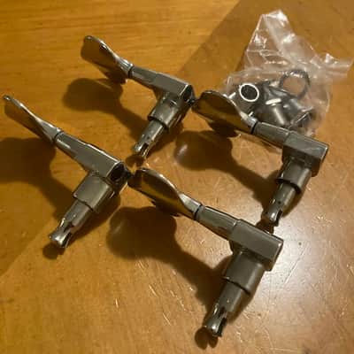 Squier Clover Key Inline Gotoh Style Bass Tuners 4L 2020s - Chrome image 3