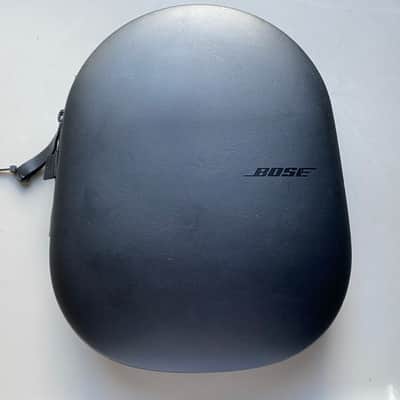 Bose Headphones 700 Wireless Noise Canceling with charging case (Read) image 10