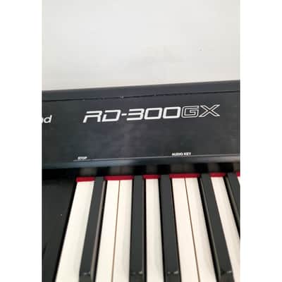 Roland RD300GX - Good image 11