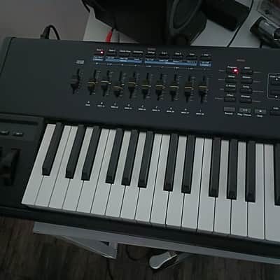 Kurzweil PC3X 88-Key Digital Workstation Synthesizer 2010s - Black