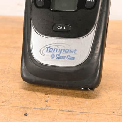 Clear-Com TMR42524INCC Tempest 2400 4-Channel Wireless Belt Station CG01PQS image 3
