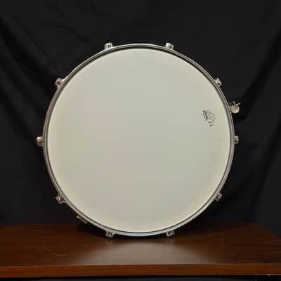 Ludwig No. 400 Supraphonic 5x14" 10-Lug Aluminum Snare Drum with Pointed Blue/Olive Badge 1969 - 1979 - Chrome-Plated image 11