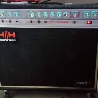 HH VS Musician 100 Watt 2x12 combo - Guitar Amplifier 1976 Black image 1