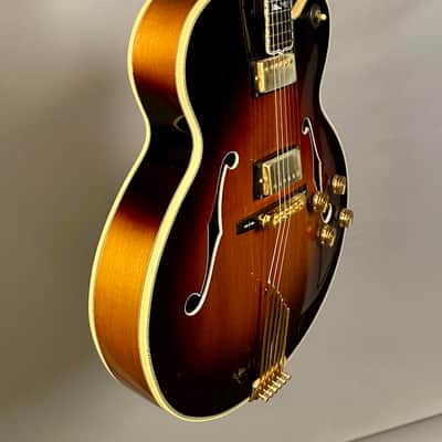 Gibson Super V CES 1980 - Sunburst image 3