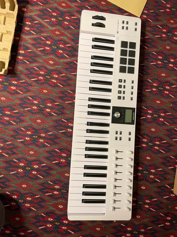 Arturia KeyLab 49 MkII MIDI Controller 2018 - Present - White image 1
