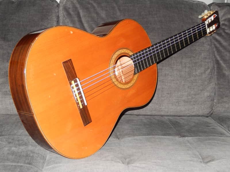 MADE IN 2002 - JOSE RAMIREZ R1 - SWEET AND POWERFUL CLASSICAL GUITAR image 1