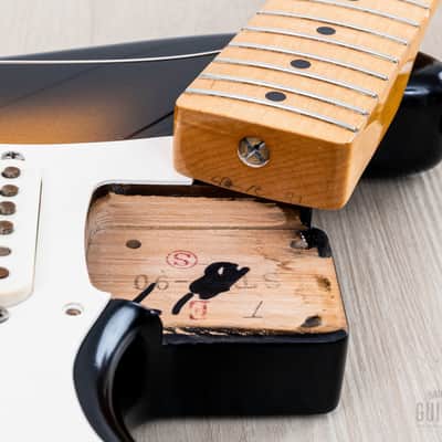 1991 Fender '54 Stratocaster ST54-900 Sunburst Lacquer w/ American Vintage Pickups & Case, Japan MIJ Fujigen image 17